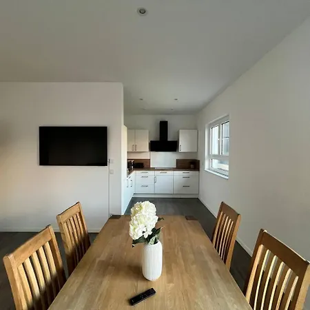 Einzigartiger Neubau-bungalow - Luxus-kueche, Grosse Terrasse Mit Garten - Perfekt Fuer Familie Und Gruppen *
