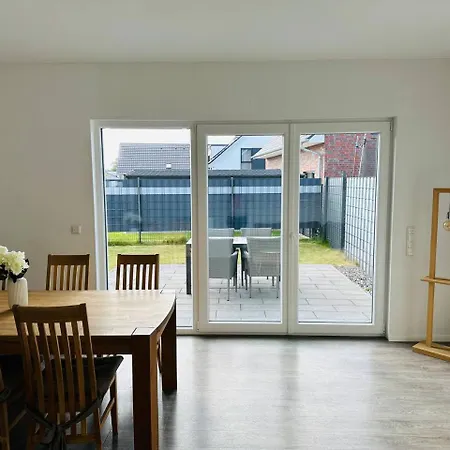 Einzigartiger Neubau-bungalow - Luxus-kueche, Grosse Terrasse Mit Garten - Perfekt Fuer Familie Und Gruppen Ilsede
